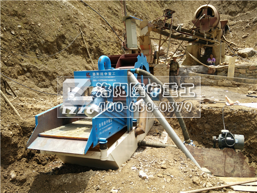 洗砂回收一體機現(xiàn)場 洗砂回收一體機現(xiàn)場.jpg